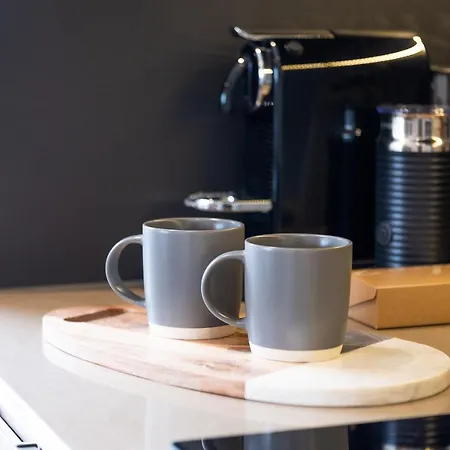 Entire 2 Bed - No. 49 - The Cosy Collection Ltd *